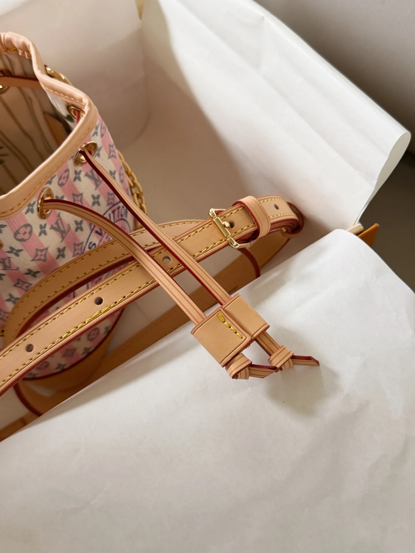 Monogram Canvas Bucket Bag D31018315 — view 8