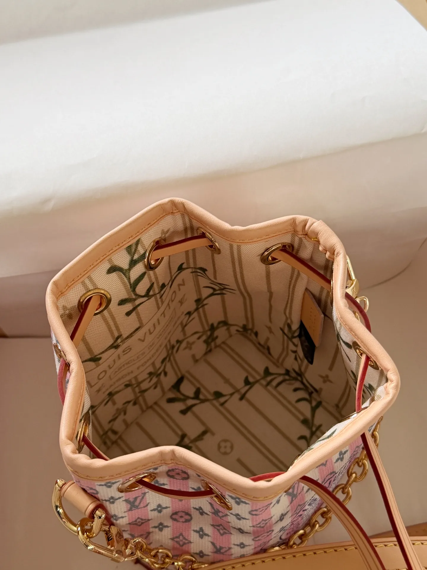 Monogram Canvas Bucket Bag D31018315 — view 9