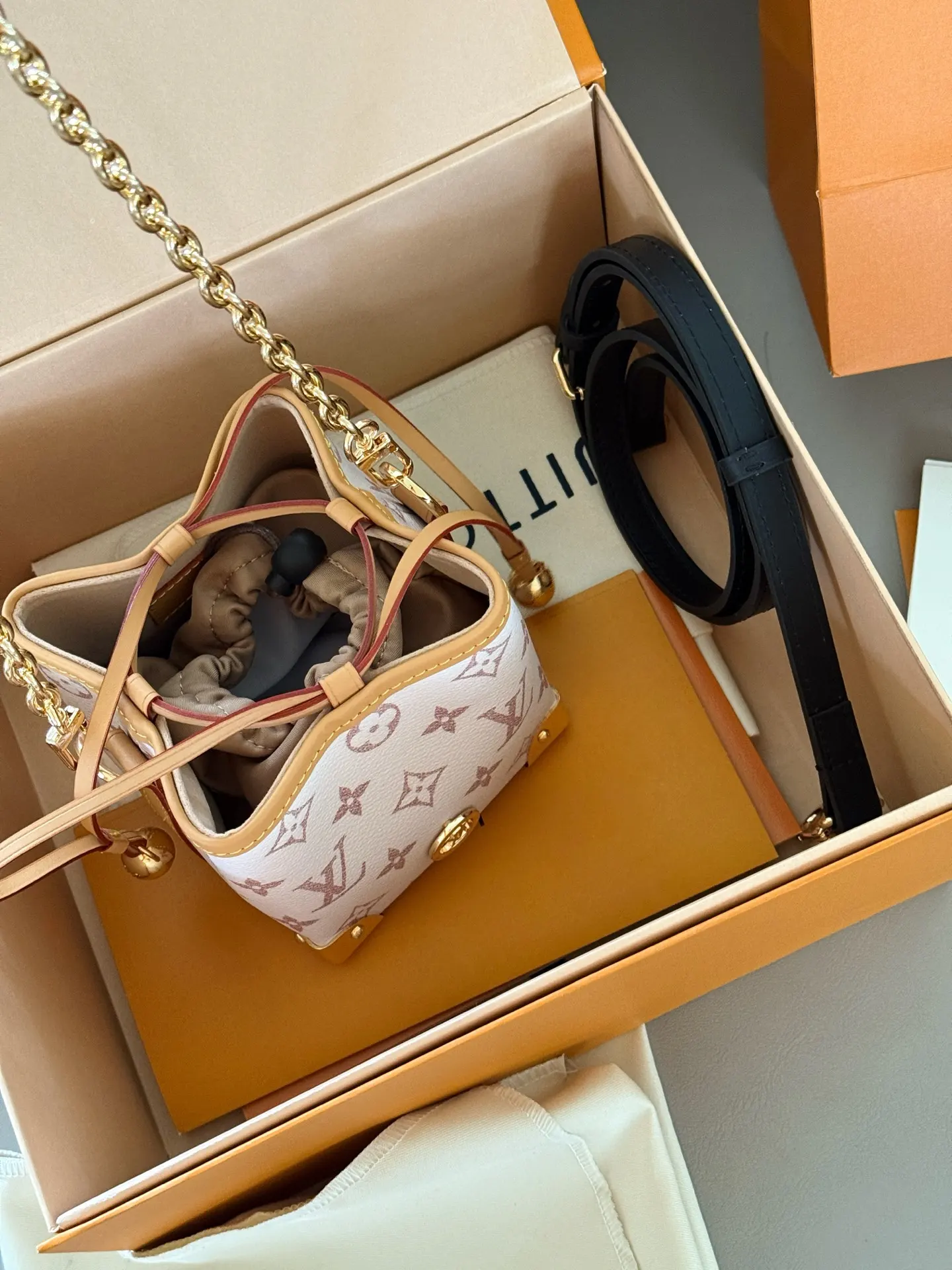 Mini Monogram Bucket Bag D31018384 — view 3