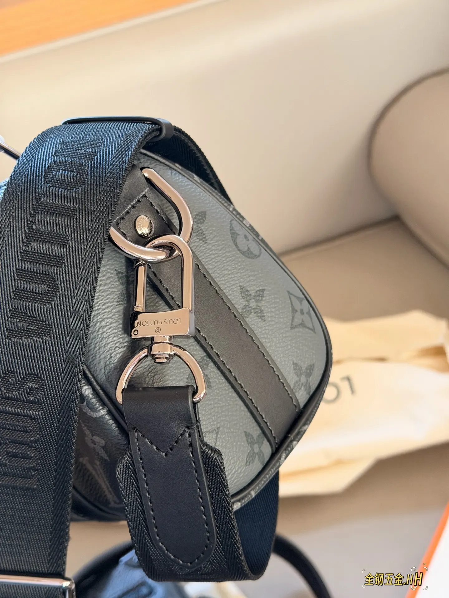 Keepall 25 Monogram Eclipse Crossbody Bag D32018156 — view 6