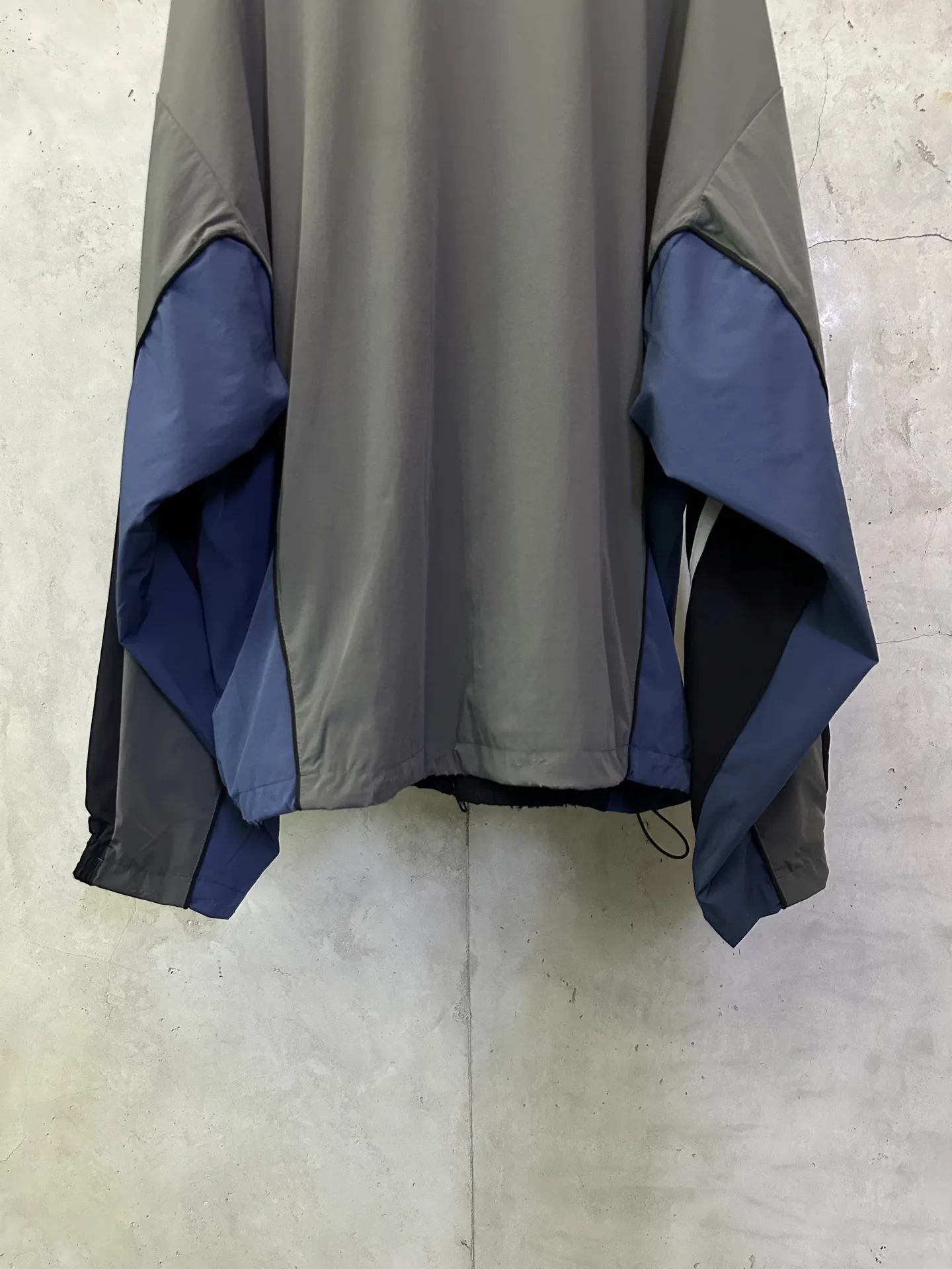 Color-Block Oversized Track Jacket D32012405 — view 6
