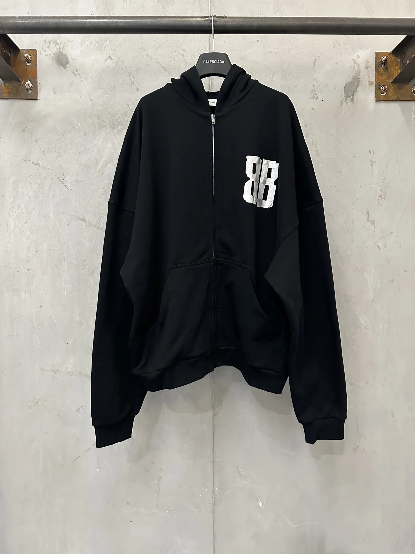 BB Tape Logo Zip-Up Hoodie D32022289