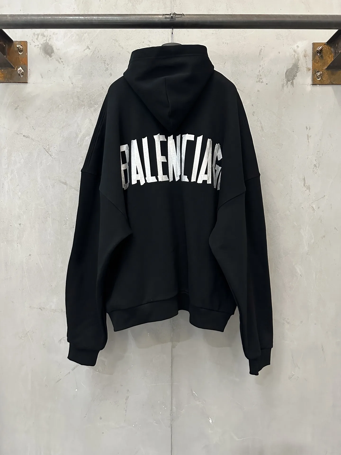 BB Tape Logo Zip-Up Hoodie D32022289 — view 2
