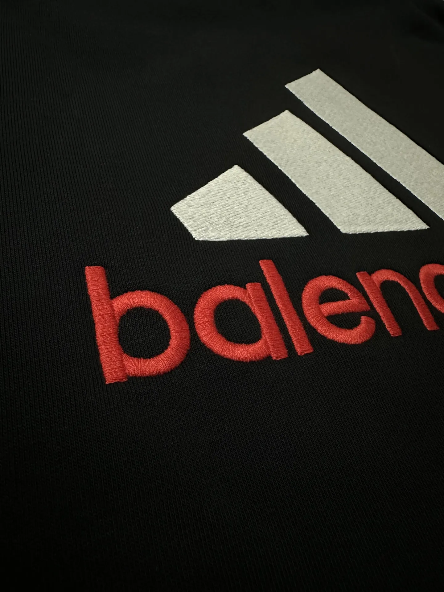 Balenciaga x Adidas Embroidered Logo Hoodie D32020491 — view 9