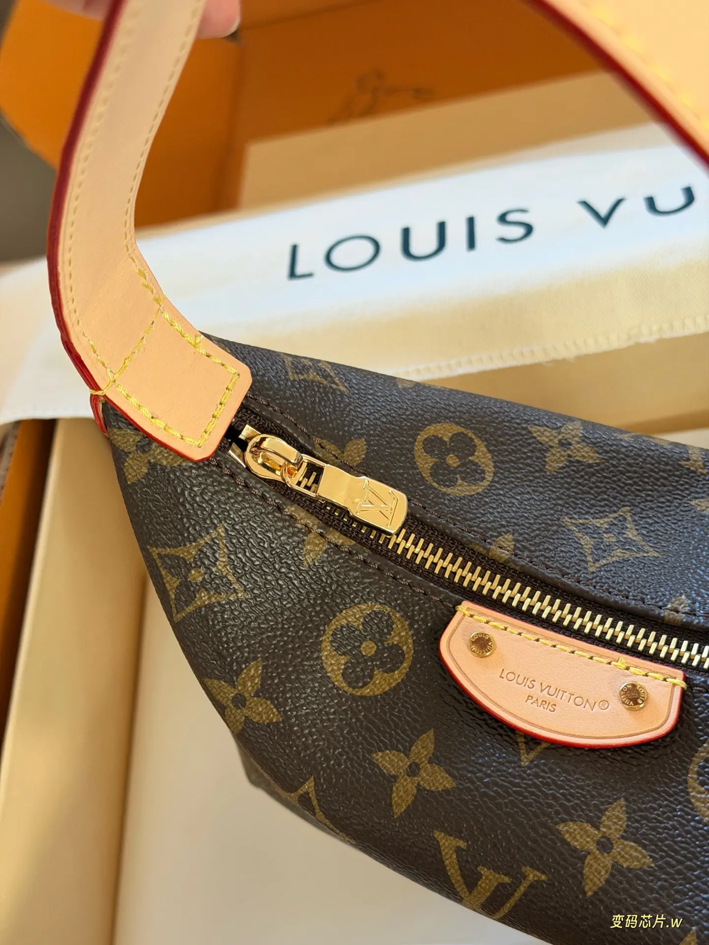 Monogram Coated Canvas Shoulder Bag D32018438 — view 4