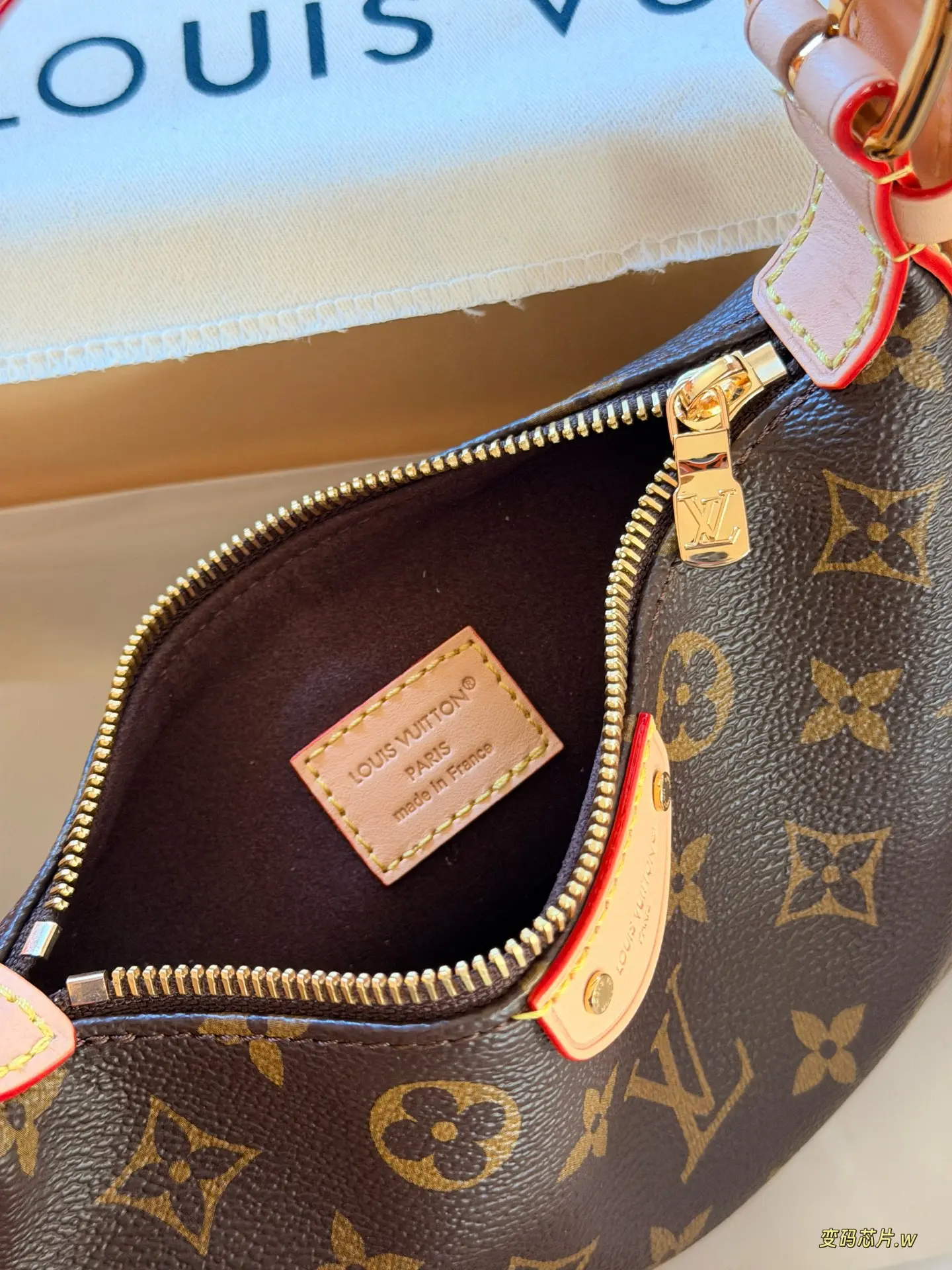 Monogram Coated Canvas Shoulder Bag D32018438 — view 8