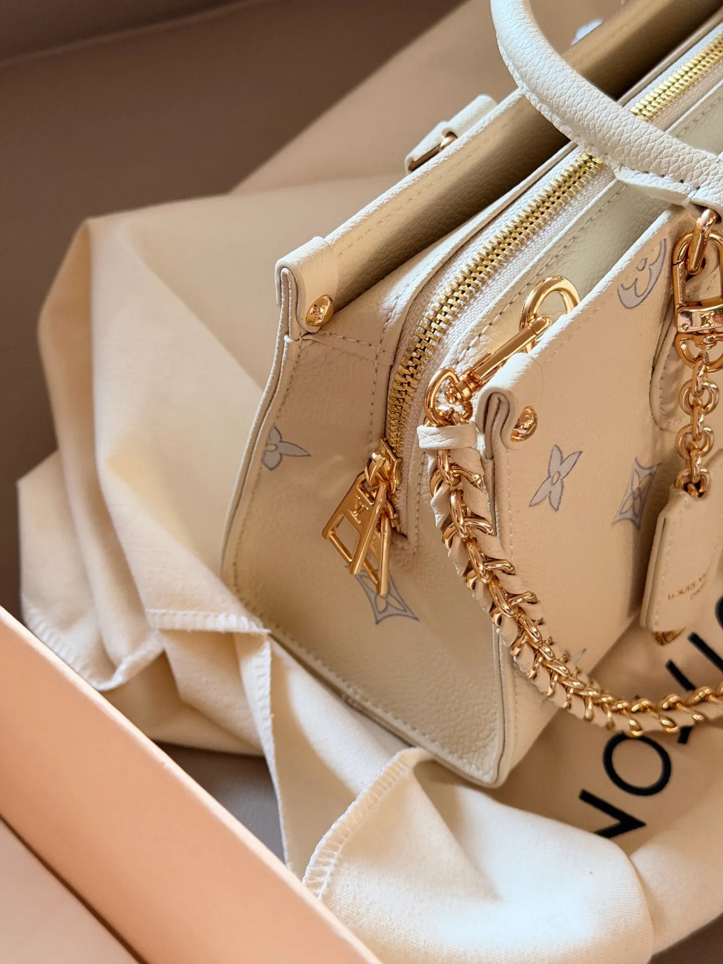 OnTheGo East West Monogram Top-Handle Bag D32018244 — view 4