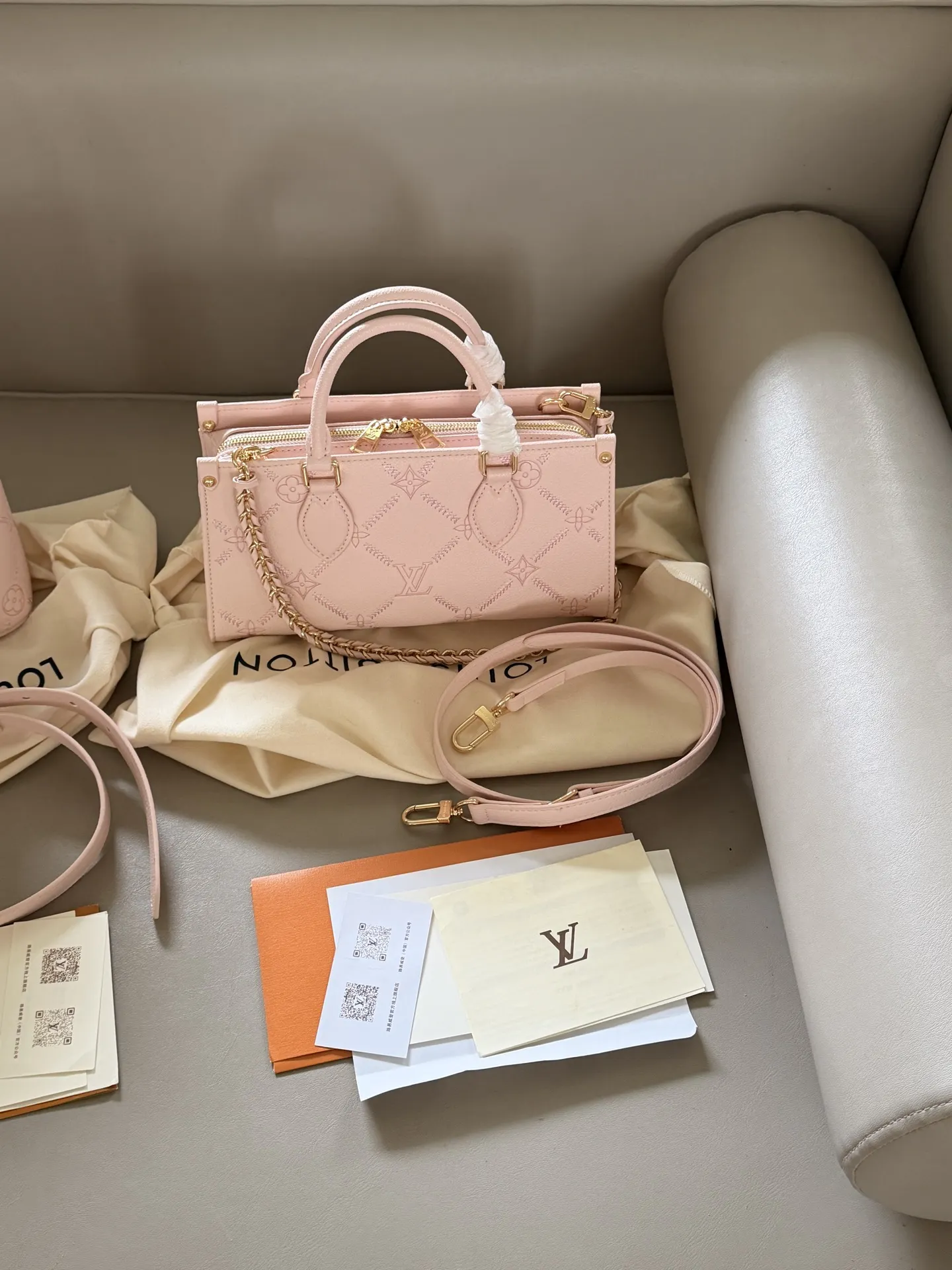 OnTheGo East West Monogram Empreinte Bag D32018072