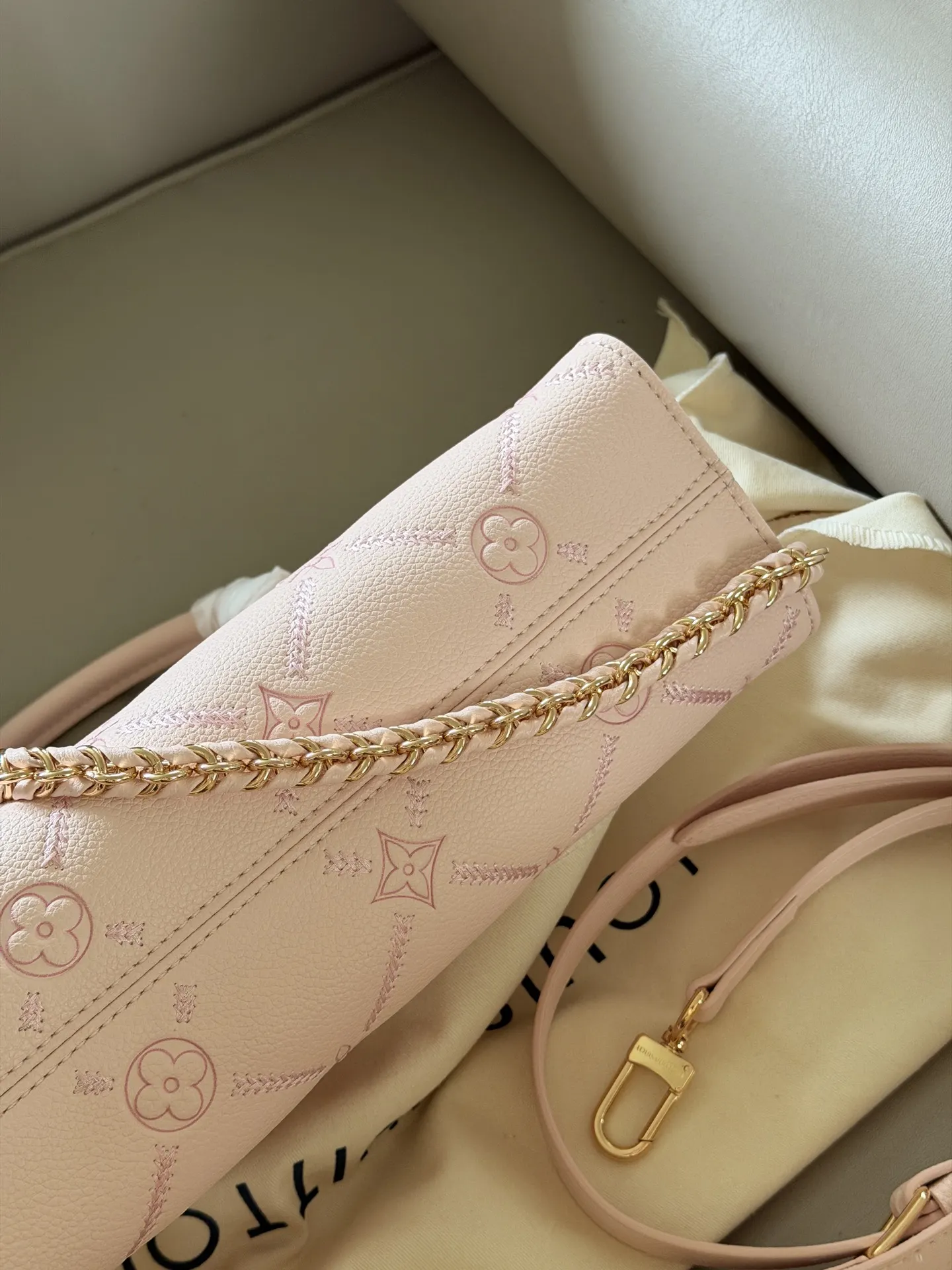 OnTheGo East West Monogram Empreinte Bag D32018072 — view 8