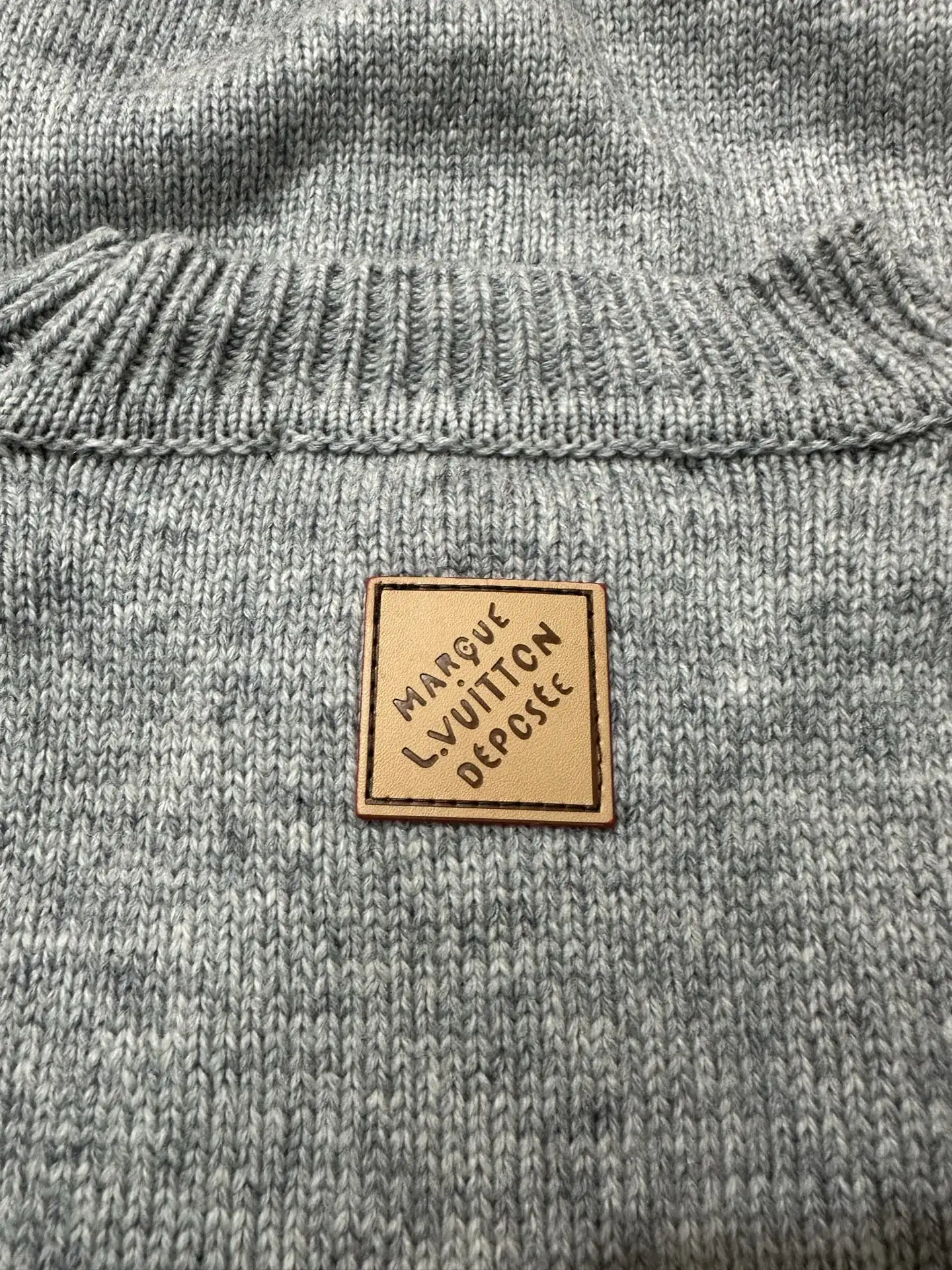 Fox Intarsia Wool-Cashmere Blend Sweater D33022243 — view 9