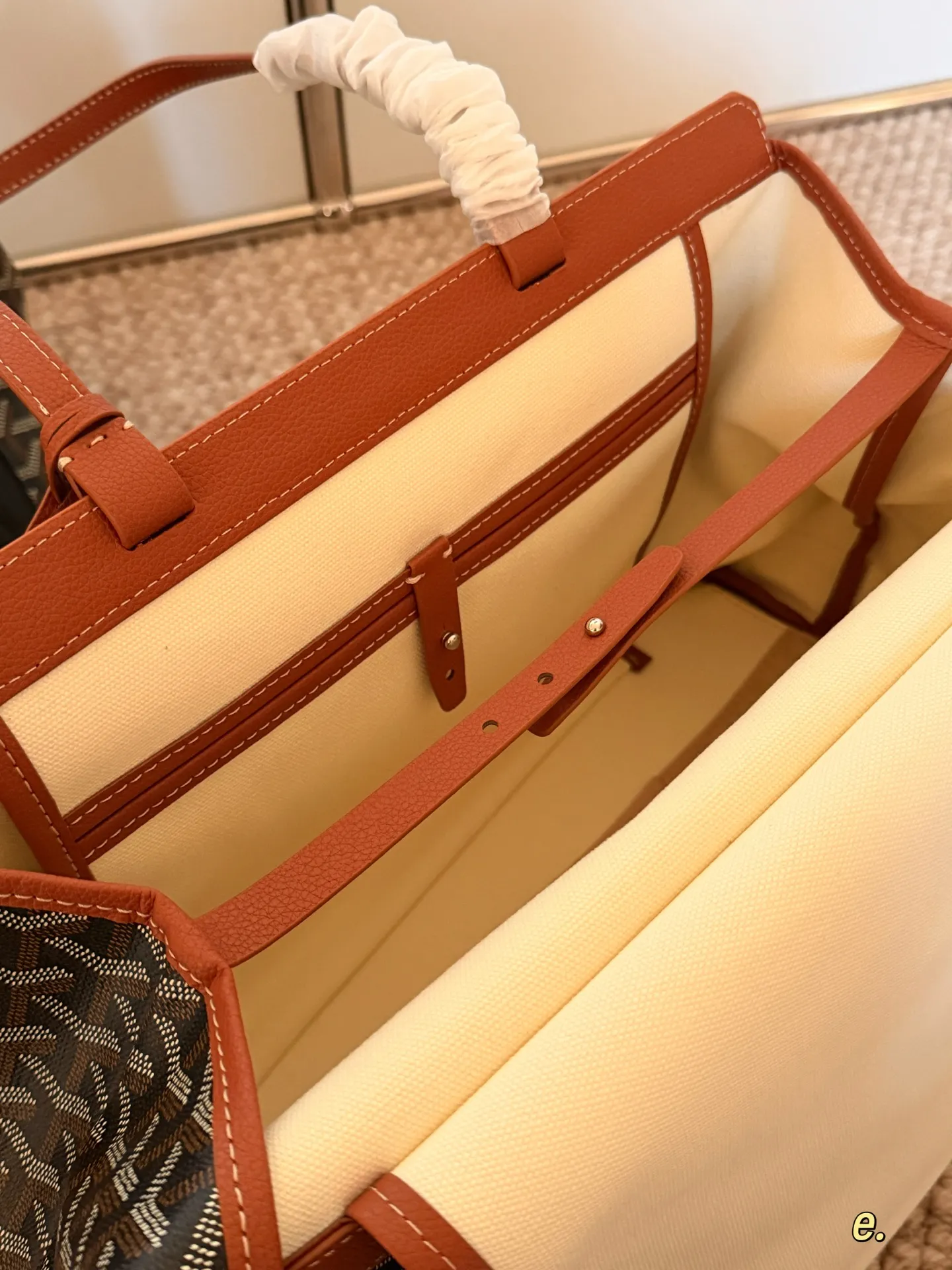 Goyard-Inspired Monogram Tote Bag D33017931 — view 5