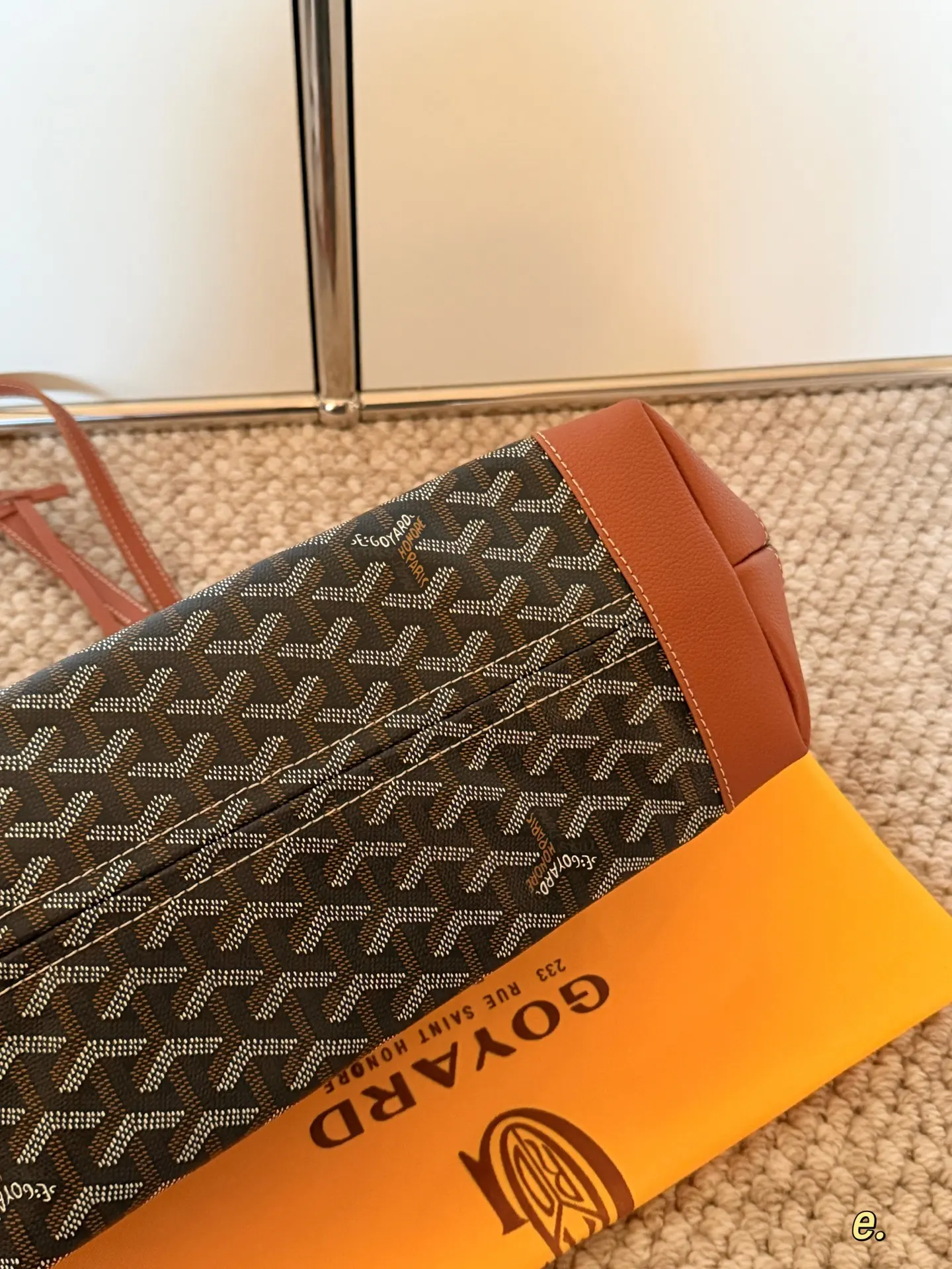 Goyard-Inspired Monogram Tote Bag D33017931 — view 9