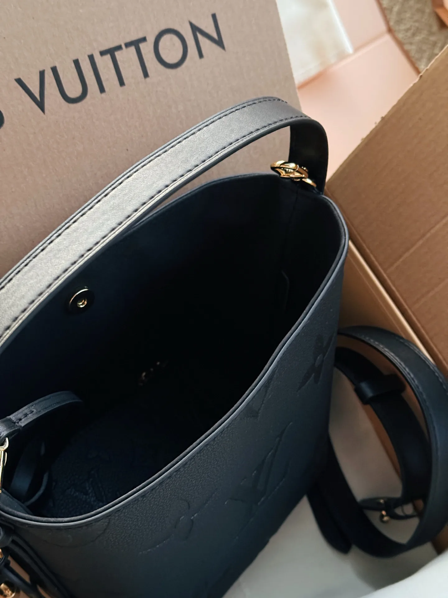 Monogram Empreinte Leather Bucket Bag D33018098 — view 5