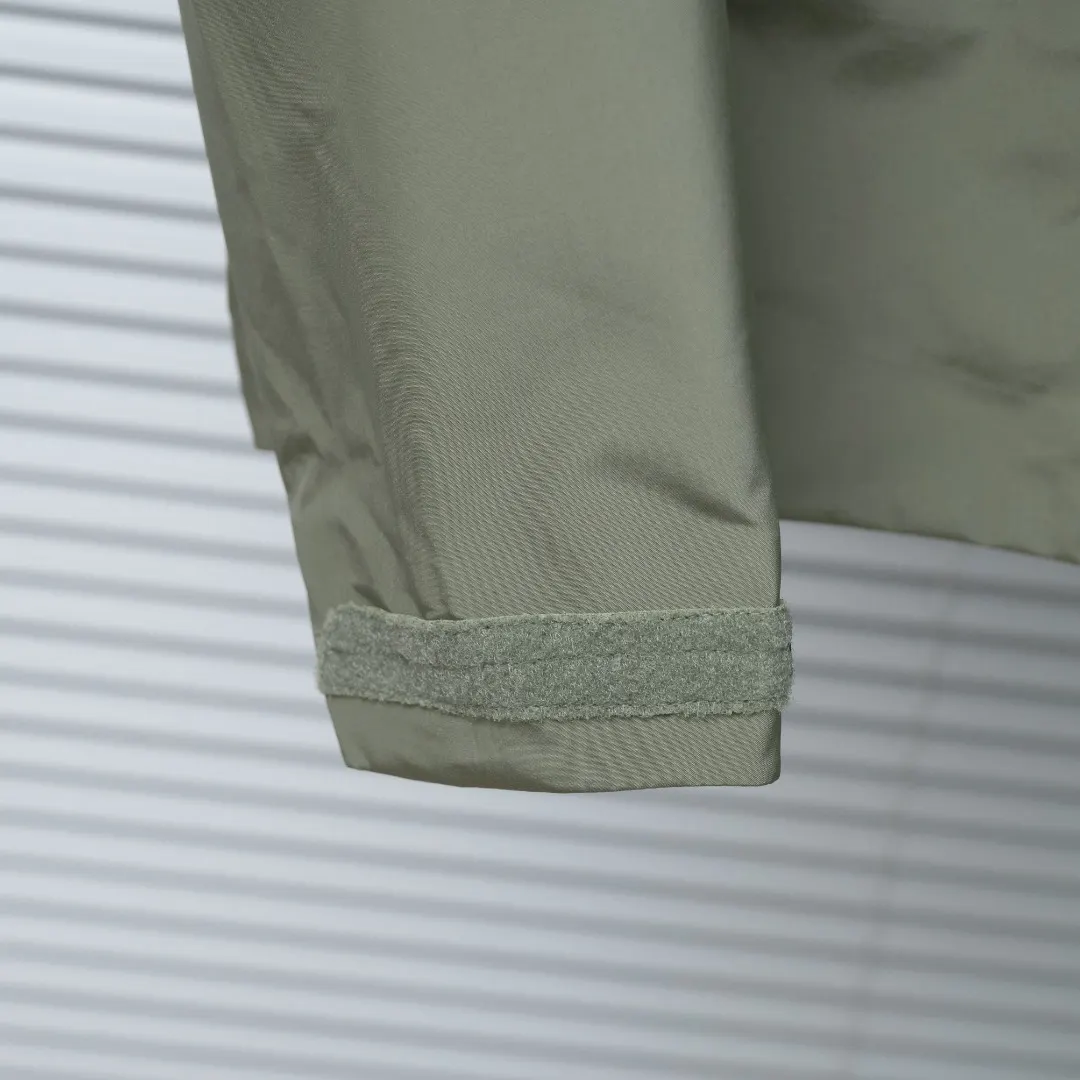 Alpha SV GORE-TEX Pro Hooded Shell Jacket D33023660 — view 7