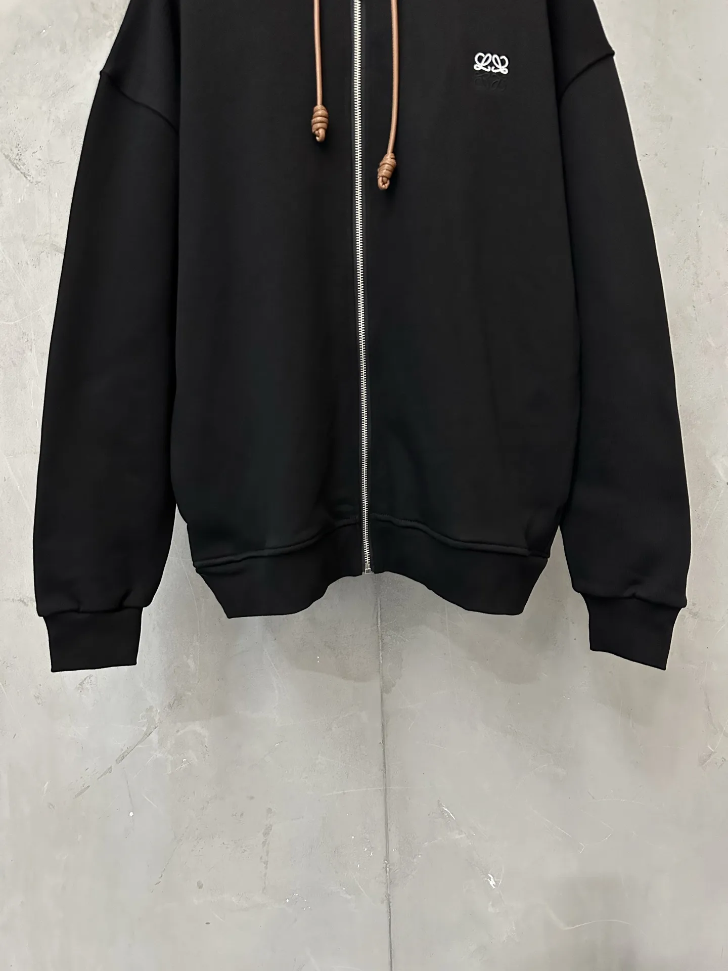 Anagram Embroidered Zip-Up Hoodie with Leather Drawstrings D33522279 — view 4