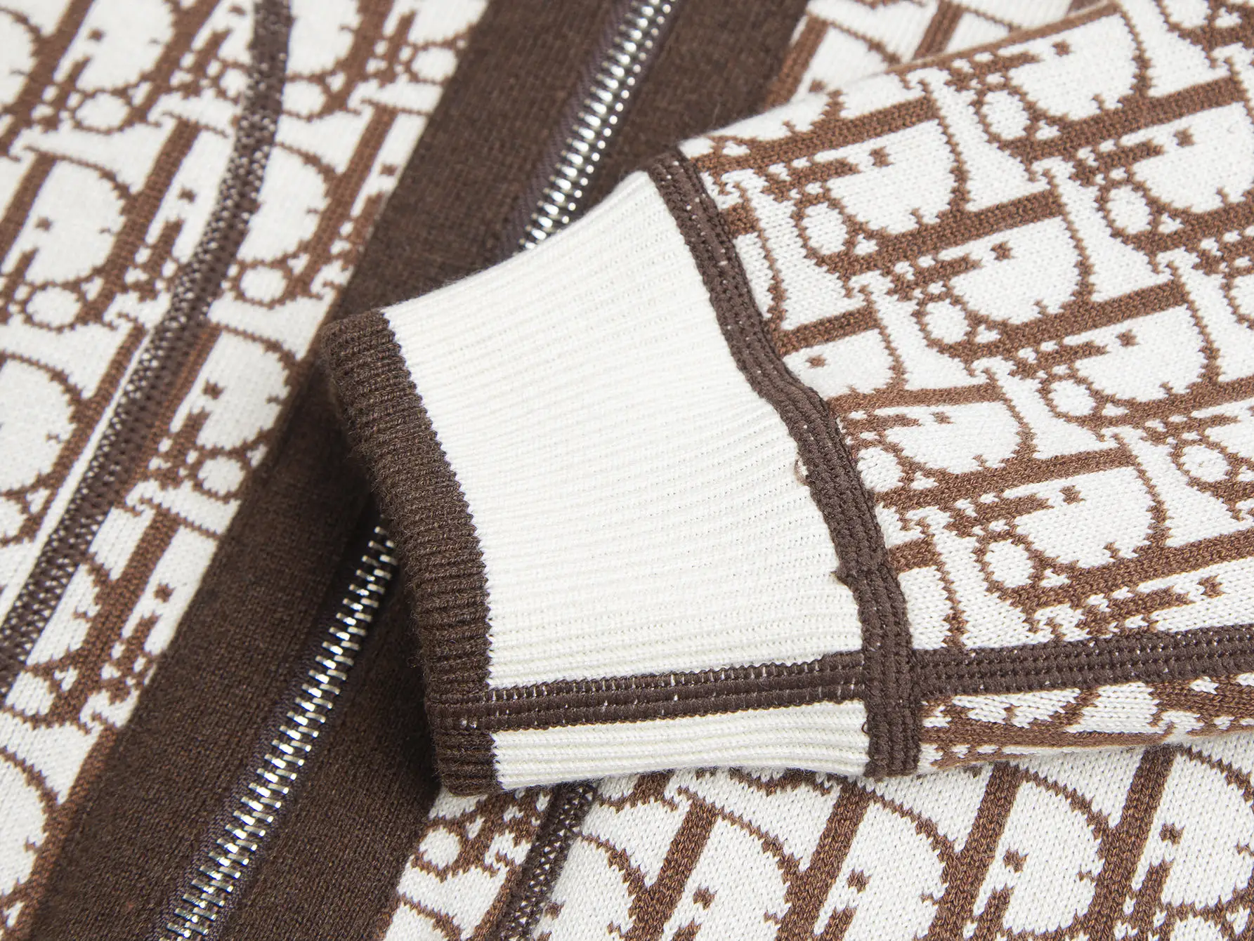 Reversible Oblique Cashmere-Blend Zip-Up Hoodie D34016061 — view 8