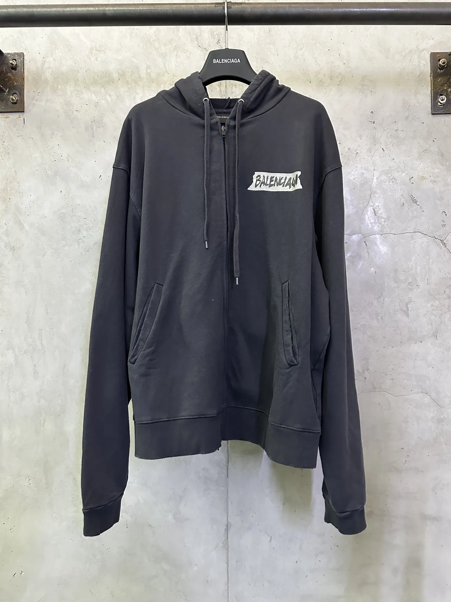 Tape Logo Zip-Up Hoodie D34015329