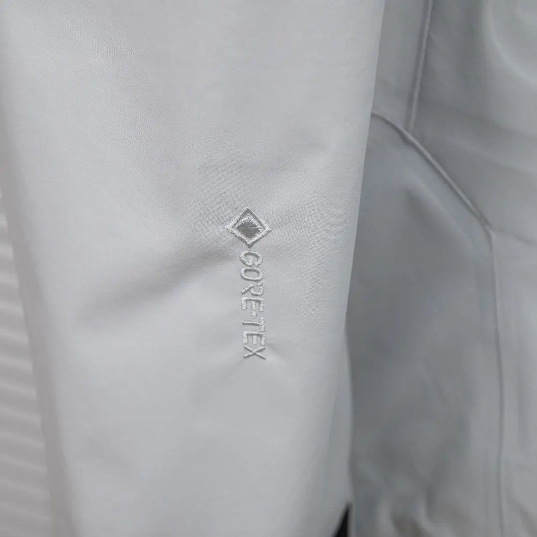 Beta SL GORE-TEX Shell Jacket D34023669 — view 7