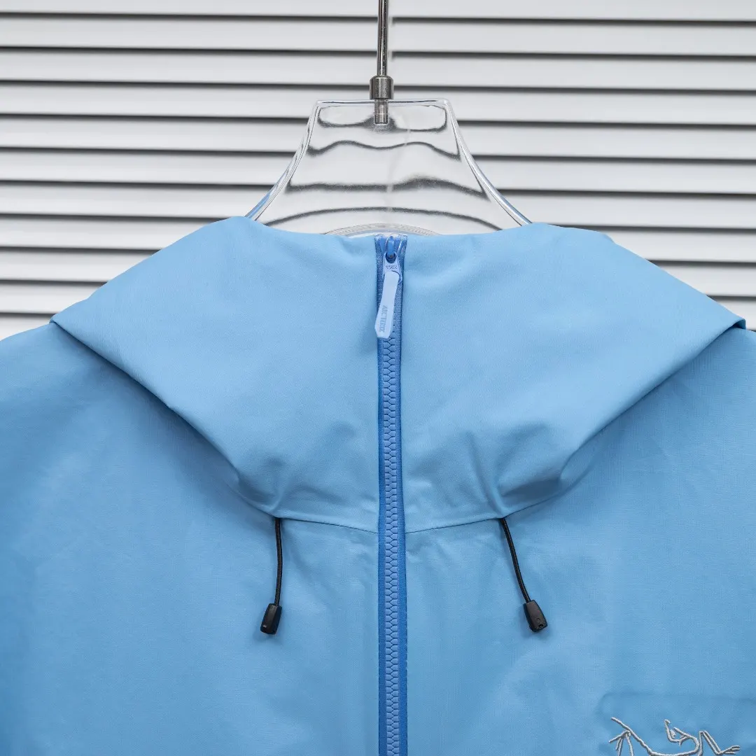 Beta SL GORE-TEX Shell Jacket D34023668 — view 4