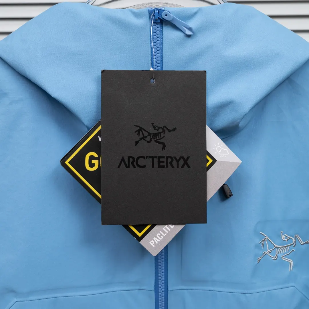 Beta SL GORE-TEX Shell Jacket D34023668 — view 10