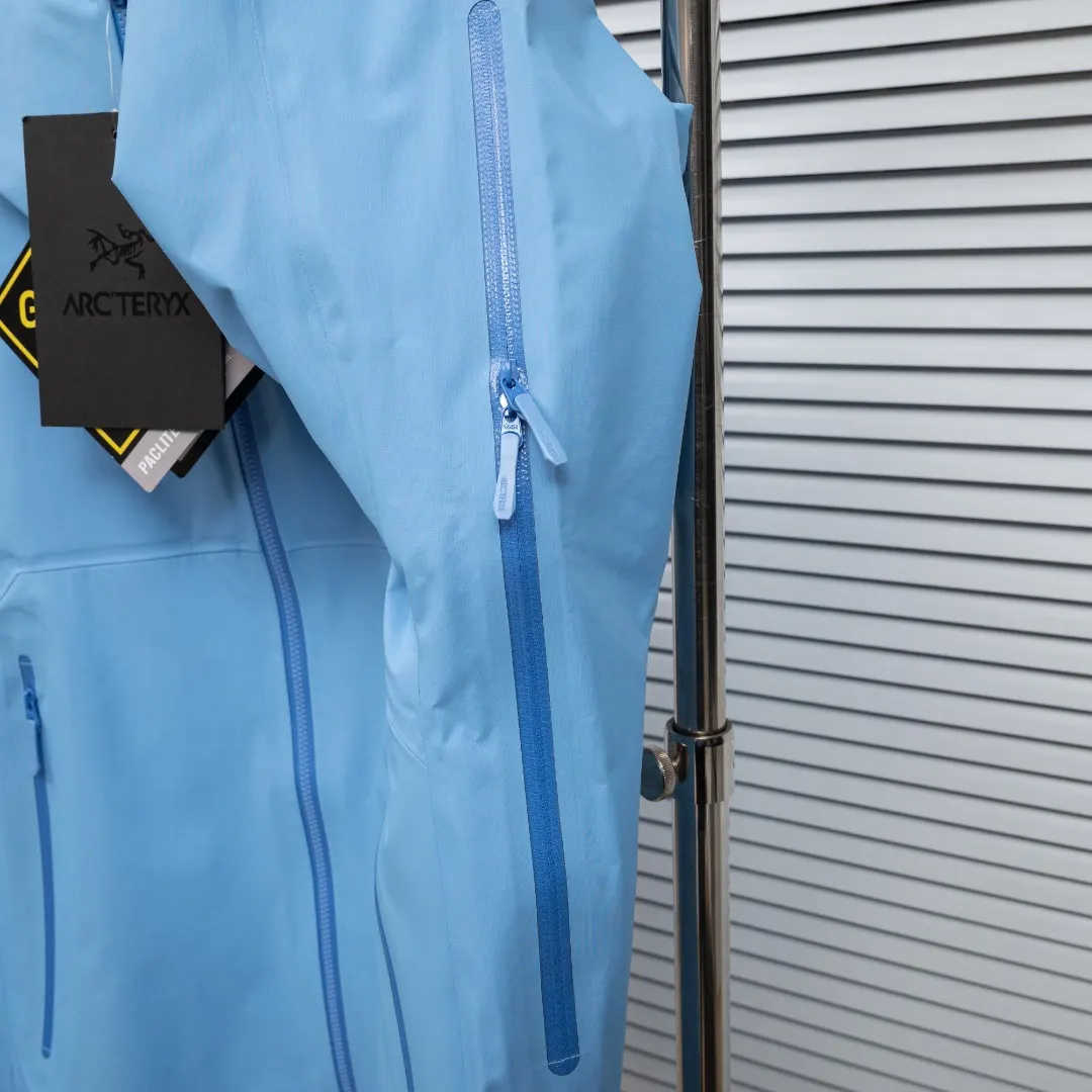 Beta SL GORE-TEX Shell Jacket D34023668 — view 12