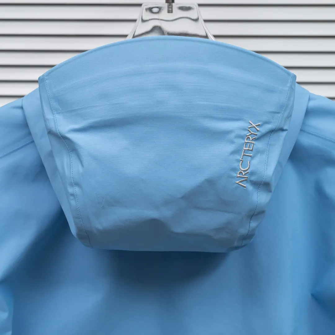 Beta SL GORE-TEX Shell Jacket D34023668 — view 15