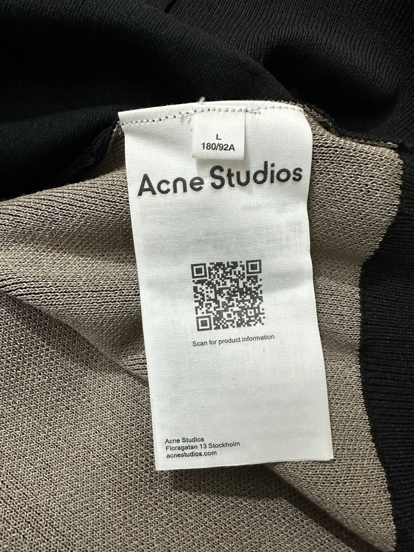 Logo-Embossed Zip-Up Knit Cardigan D35023149 — view 10