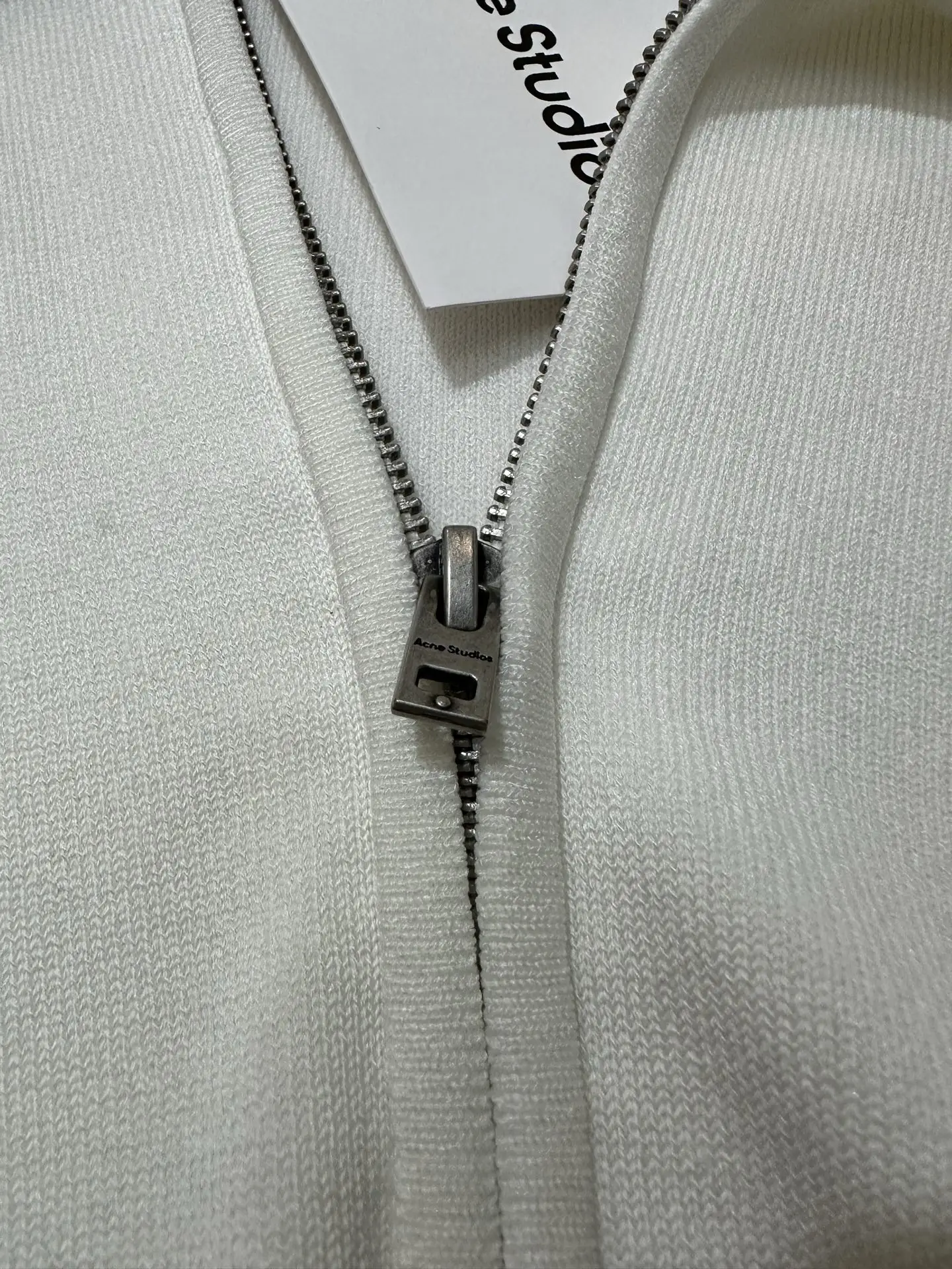 Logo-Embossed Zip-Up Knit Cardigan D35023148 — view 7