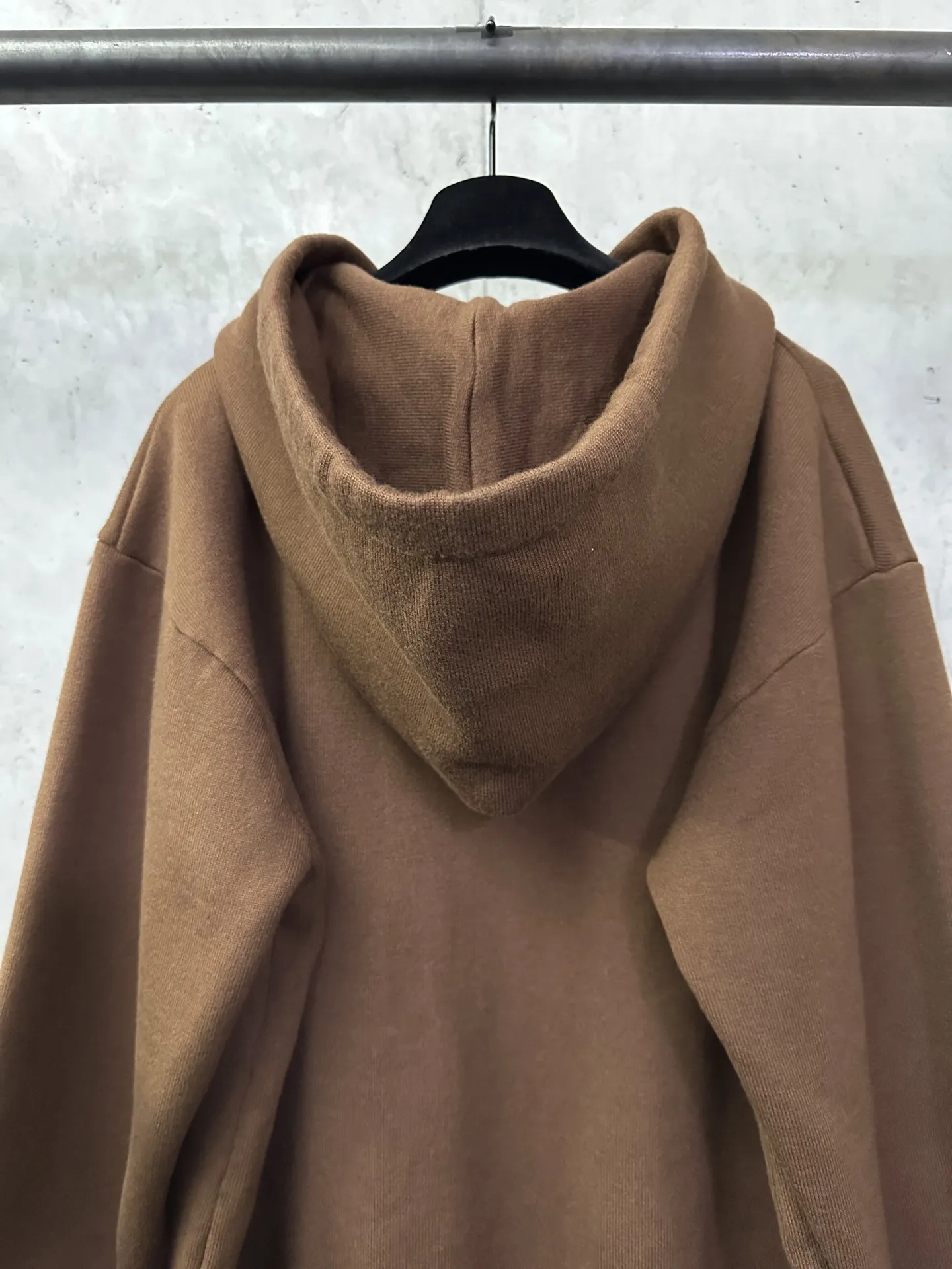 Leather-Patch Merino Wool Zip-Up Hoodie D35023138 — view 5