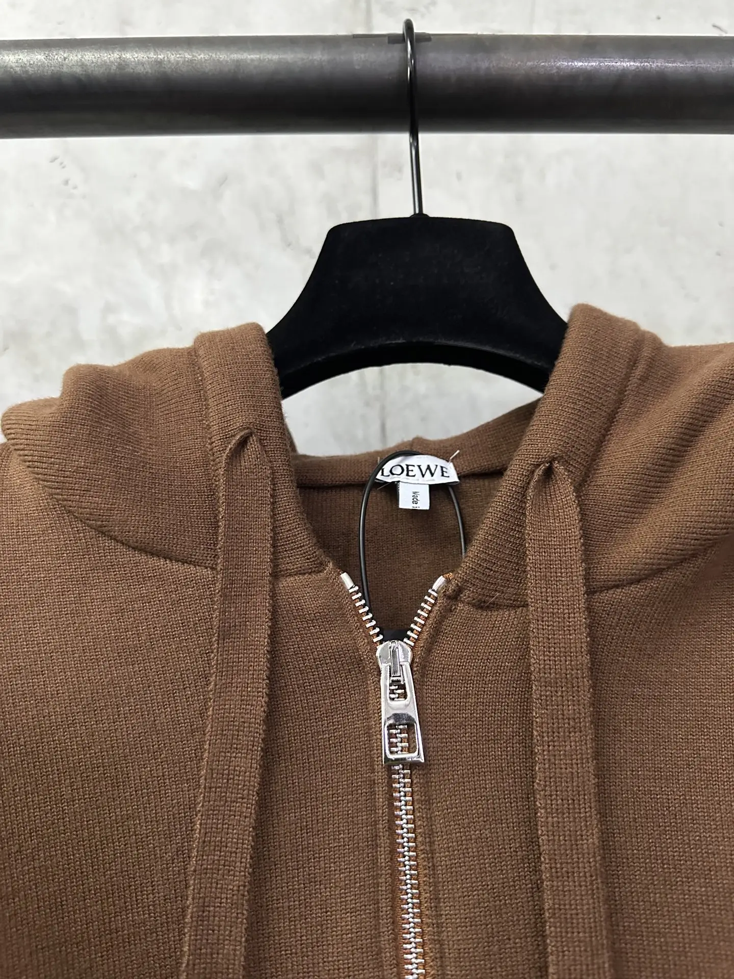 Leather-Patch Merino Wool Zip-Up Hoodie D35023138 — view 7