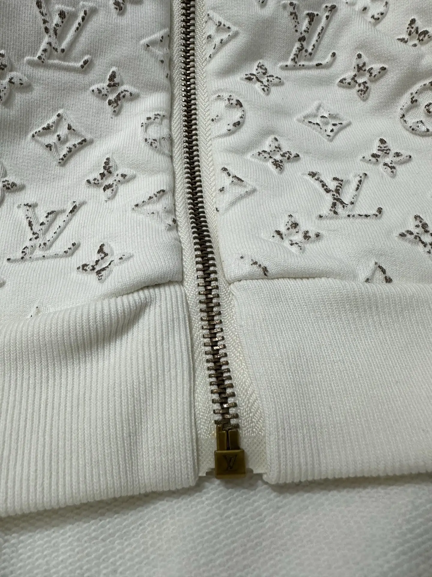 Monogram Embossed Zip-Up Hoodie D35020511 — view 11