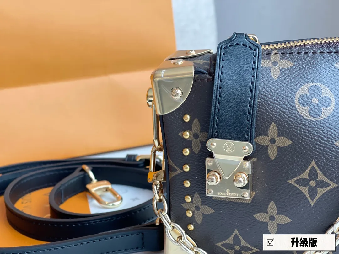 Louis Vuitton Monogram Soft Trunk Bag D35518511 — view 3
