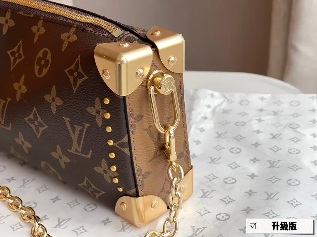 Louis Vuitton Monogram Soft Trunk Bag D35518511 — view 5