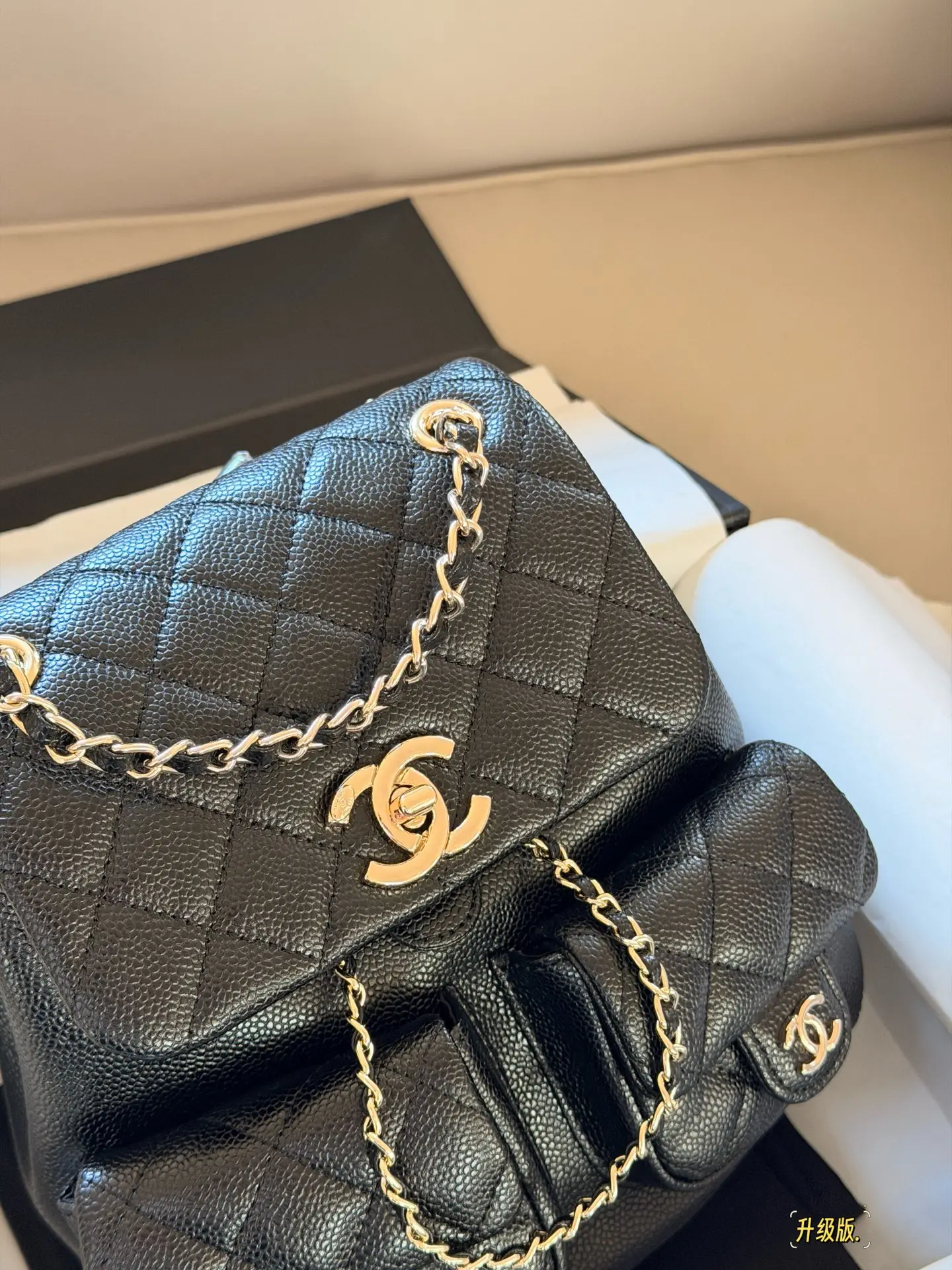 Duma Quilted Leather Backpack D35518158 — view 3