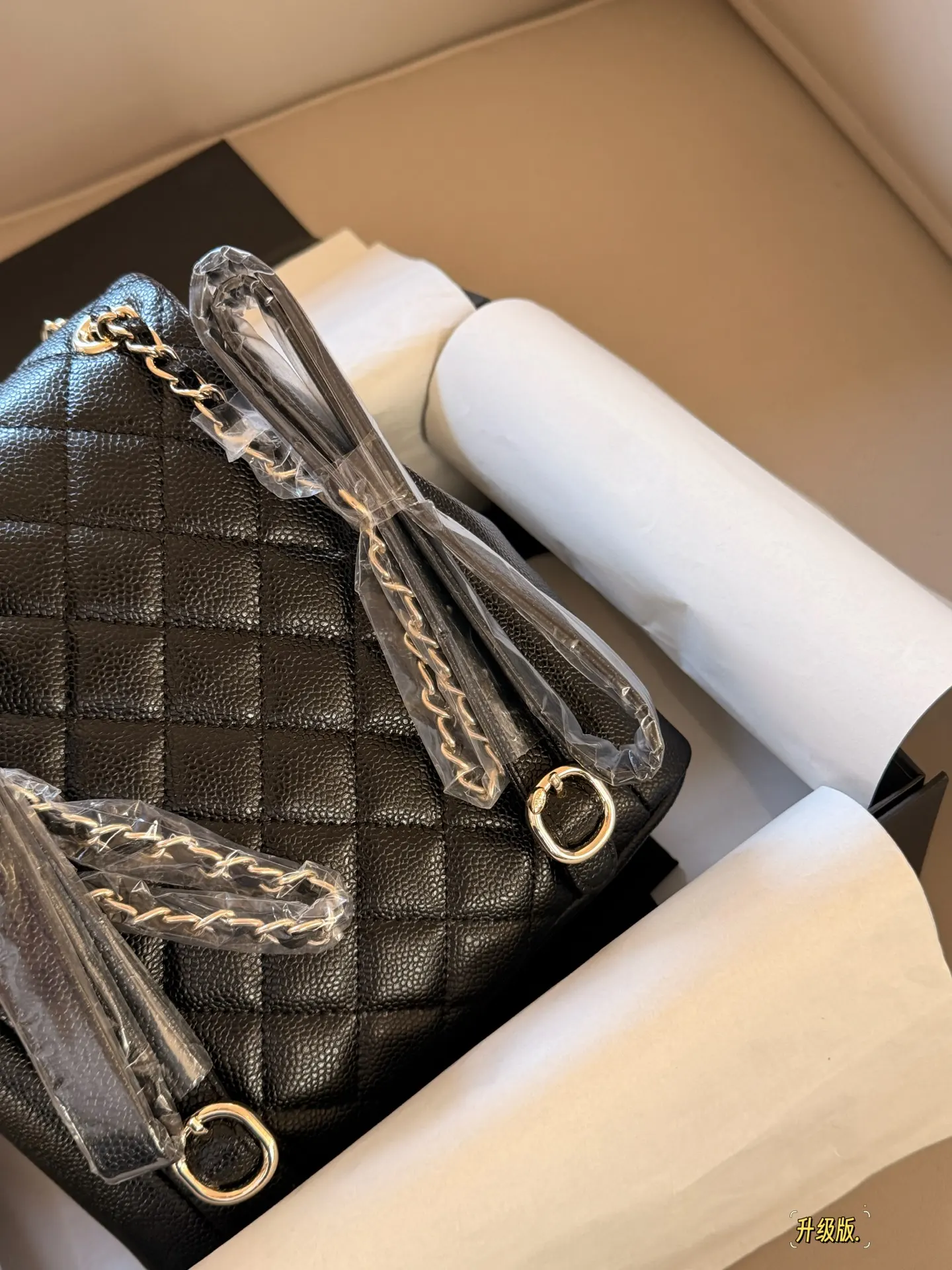 Duma Quilted Leather Backpack D35518158 — view 8