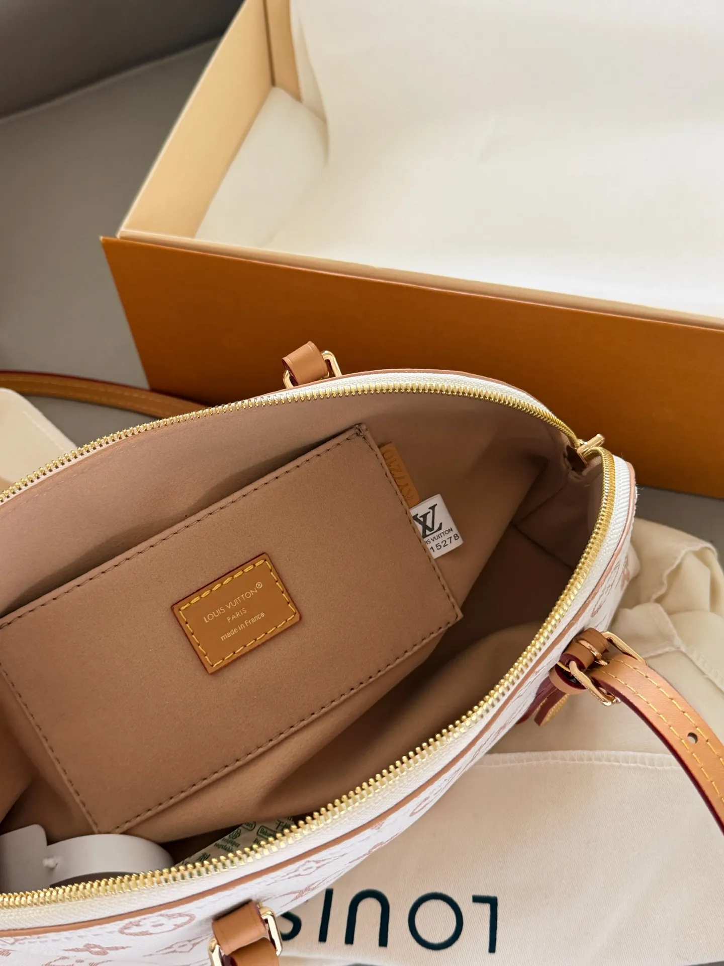 Squire East West Monogram Shoulder Bag D35518206 — view 6