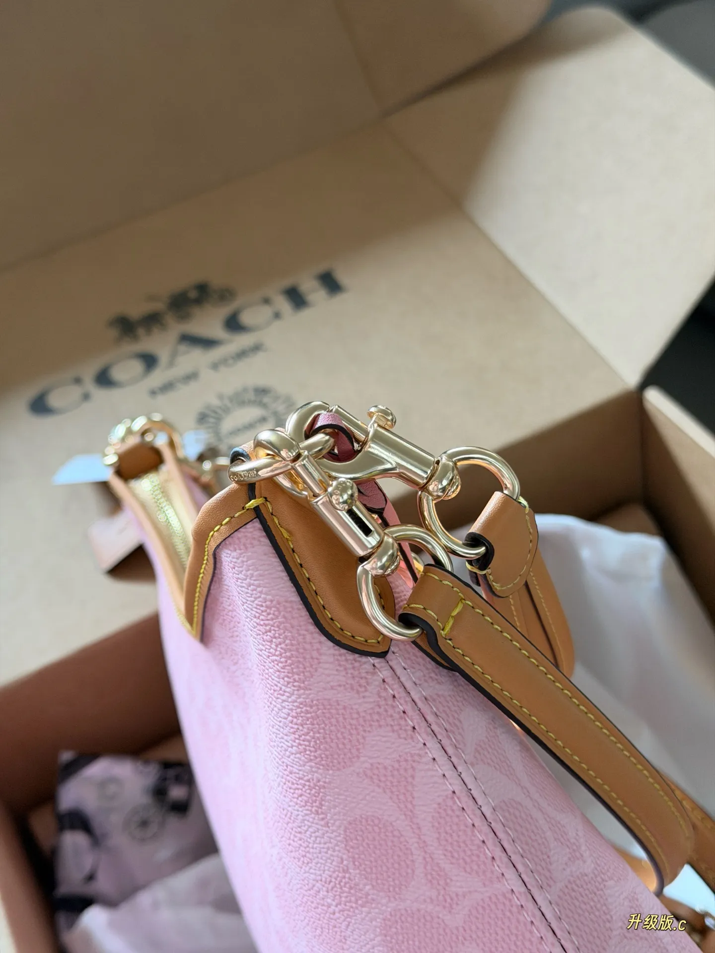 Coach Laurel Hobo Bag in Signature Canvas D35518408 — view 5