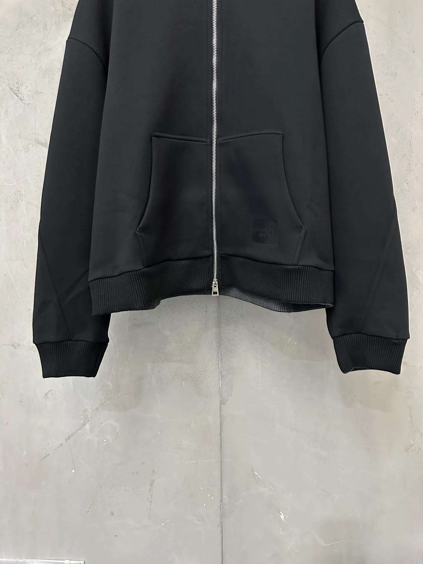Logo-Embroidered Zip-Up Hoodie D36022256 — view 4