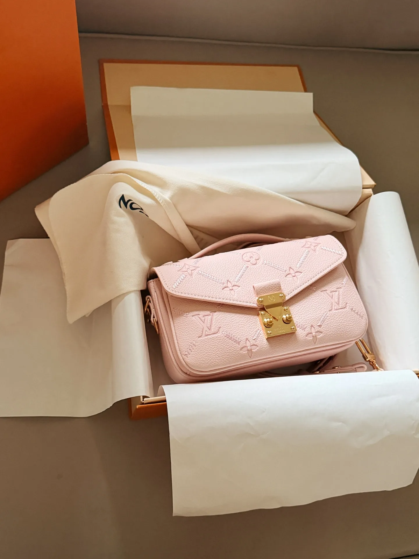 Metis Embossed Leather Shoulder Bag D36018068 — view 2