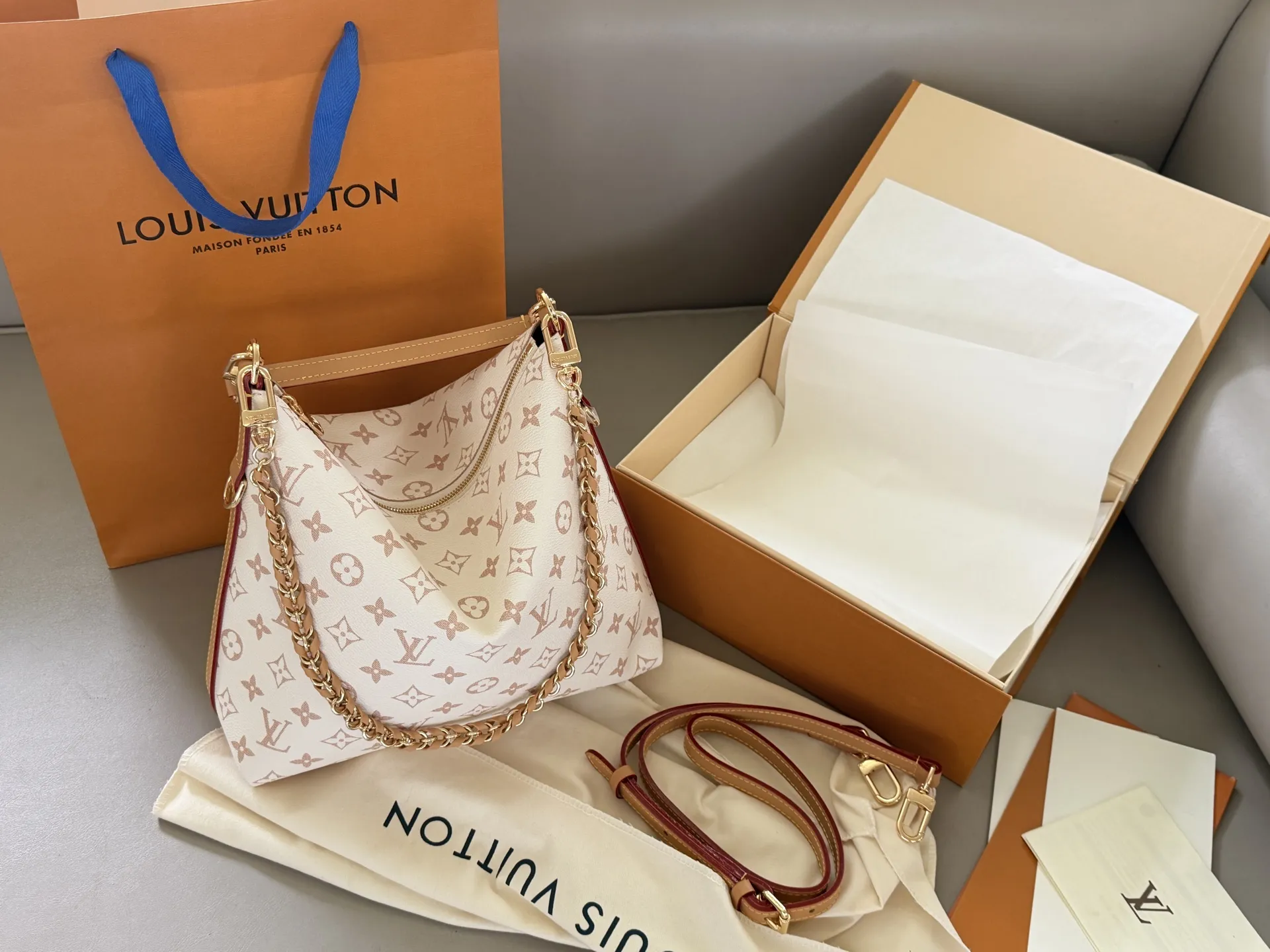 Multipass Monogram Hobo Bag D36018204 — view 2