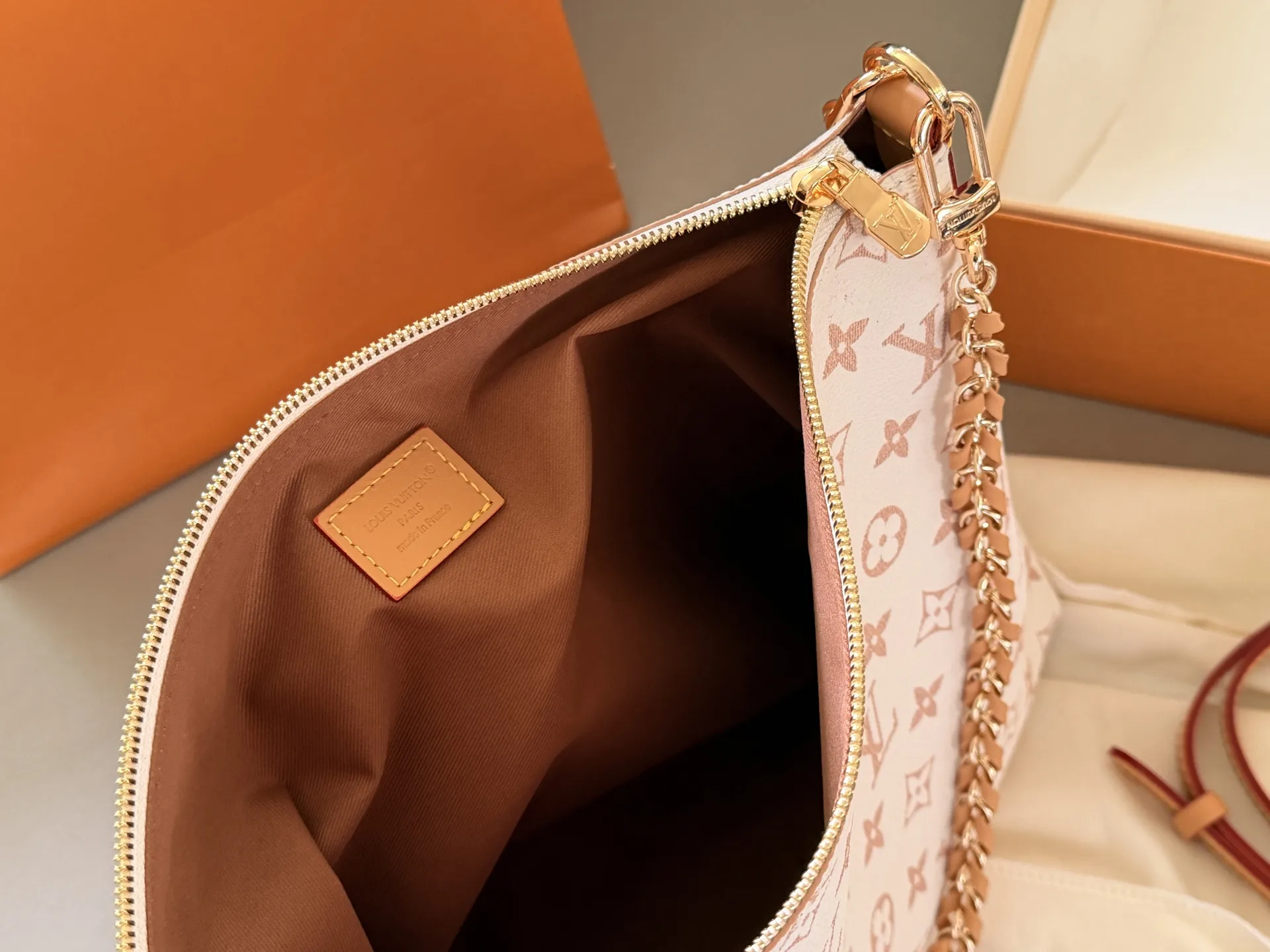 Multipass Monogram Hobo Bag D36018204 — view 8