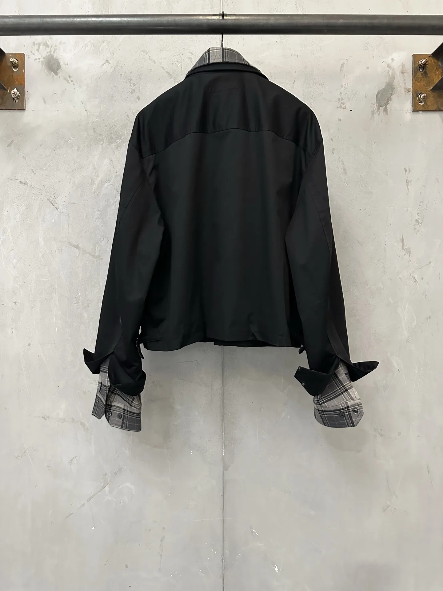 Layered-Effect Cropped Jacket with Plaid Trim D37022242 — view 2