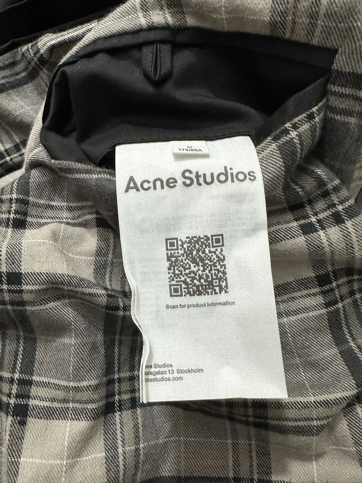 Layered-Effect Cropped Jacket with Plaid Trim D37022242 — view 15