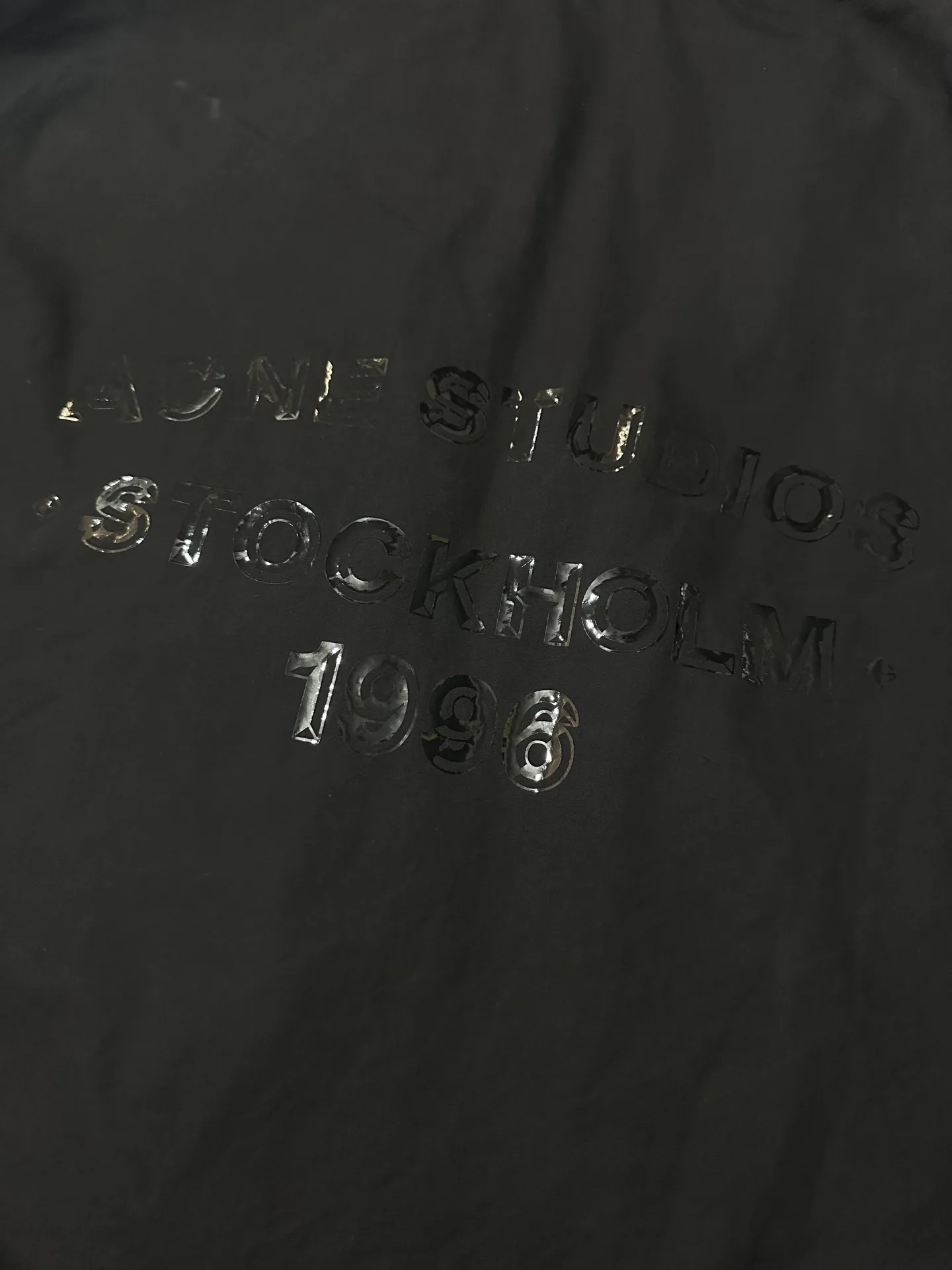 Contrast-Stitch Hooded Nylon Windbreaker D37020514 — view 9