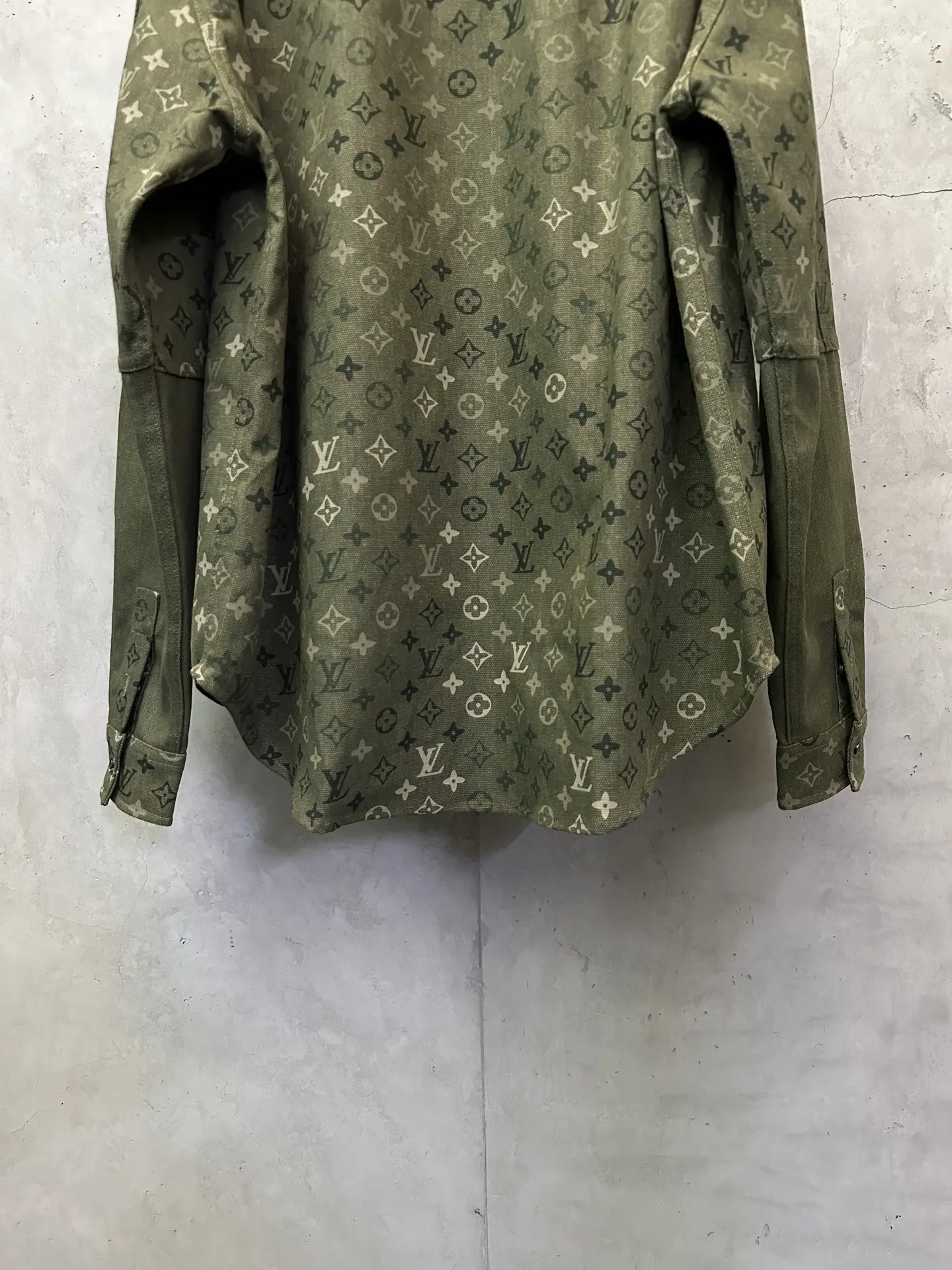 Monogram Print Workwear Overshirt D37023730 — view 6