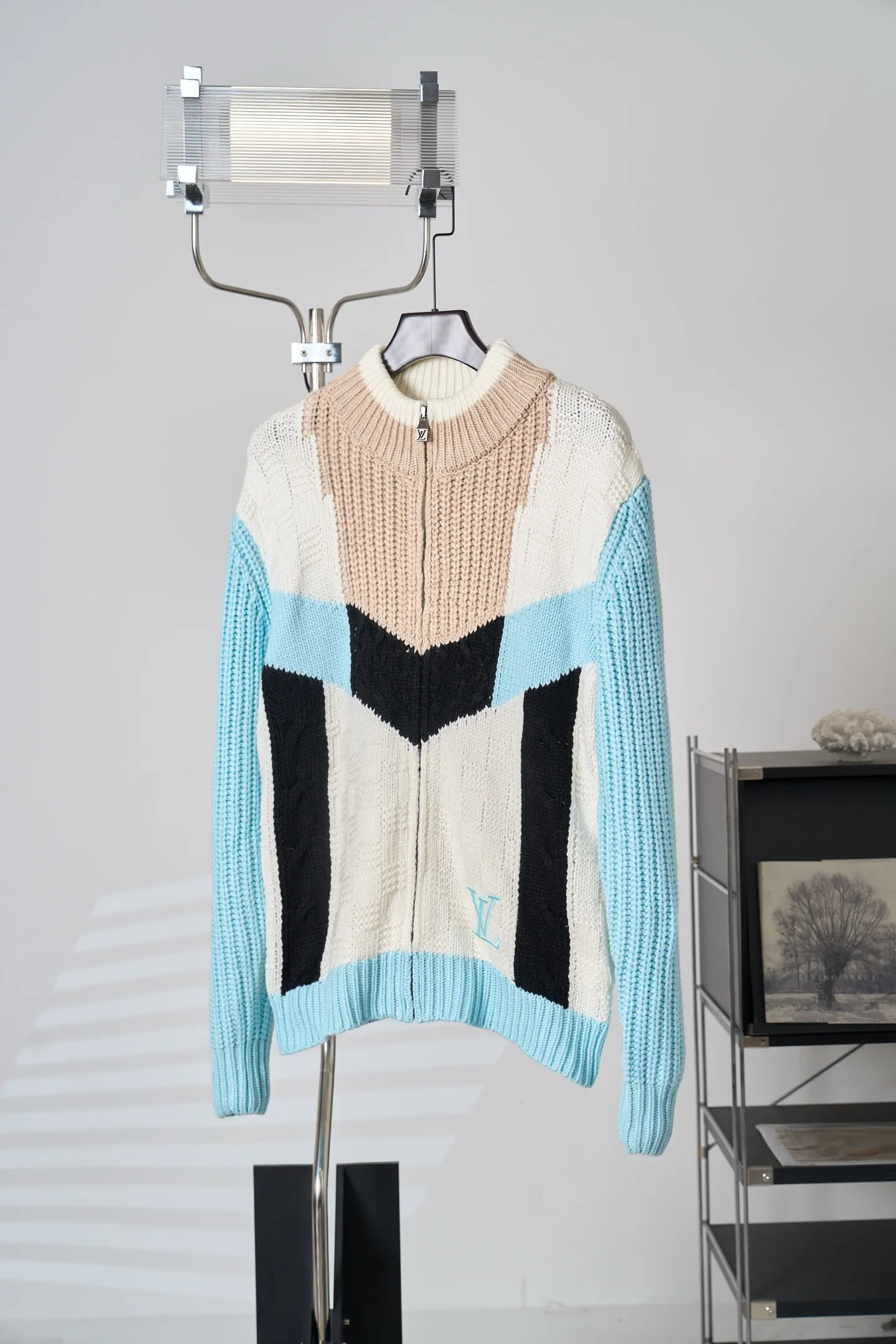 Color-Block Logo Embroidery Zip-Up Knit Jacket D37519116 — view 3