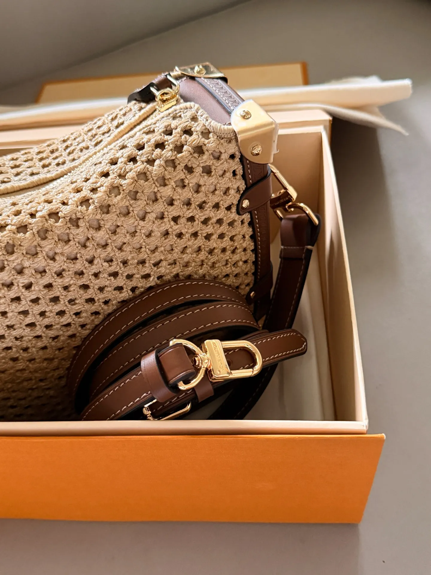 Trunkside Woven Shoulder Bag D37518202 — view 6