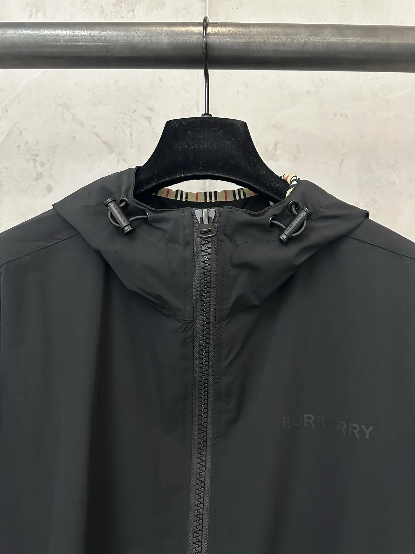 Logo Print Hooded Windbreaker Jacket D38020483 — view 5
