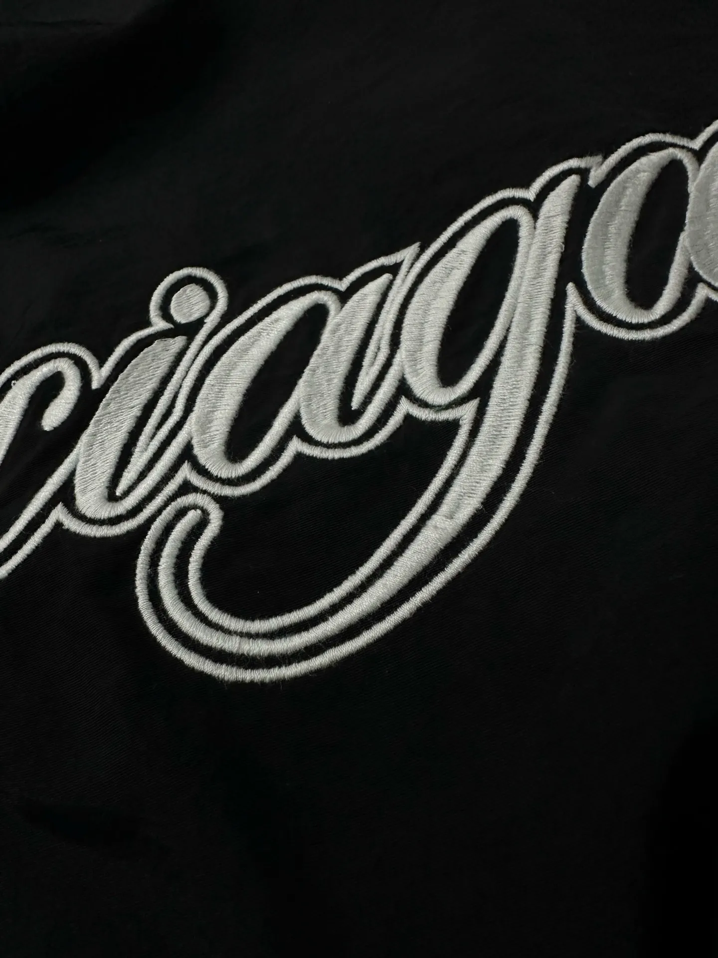 Reversible Logo-Embroidered Hooded Jacket D38022255 — view 10