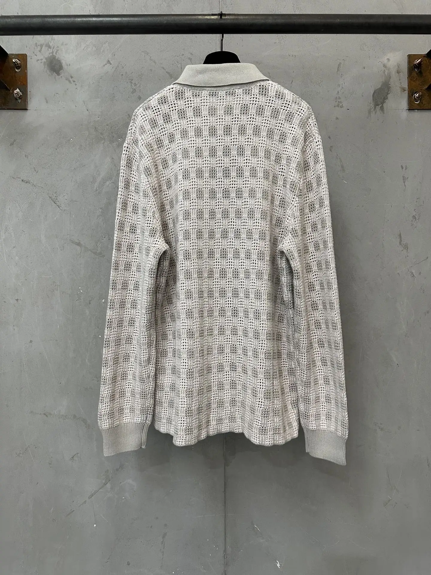 Textured Jacquard Wool-Blend Cardigan D38022222 — view 2